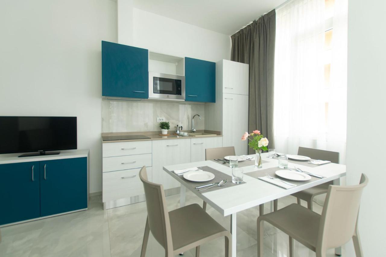 Residence Flow-R Riccione Buitenkant foto
