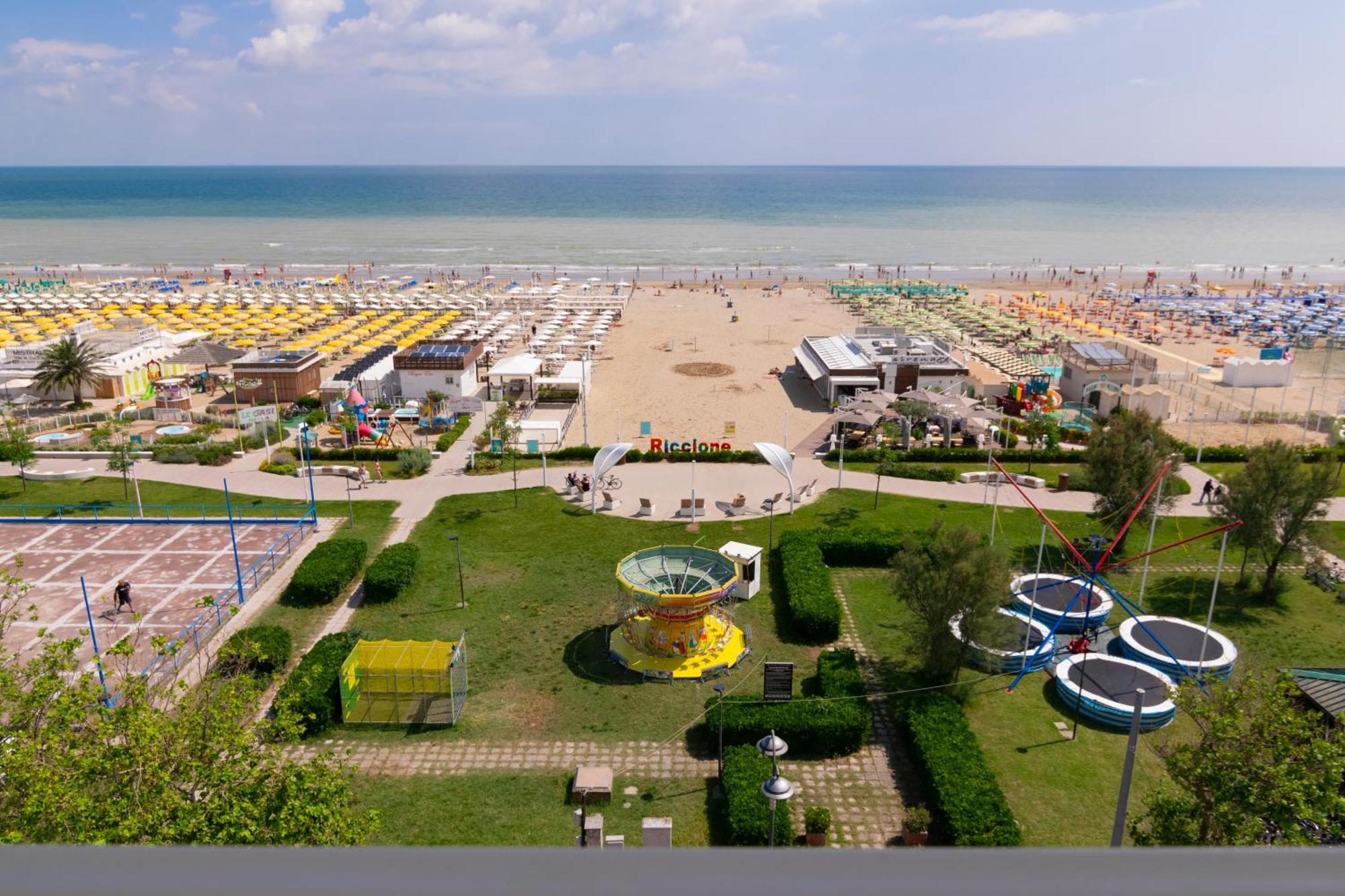 Residence Flow-R Riccione Buitenkant foto